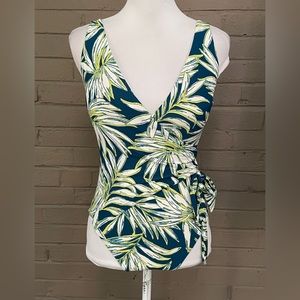 Vince Camuto  tropical print one piece swimsuit 10 (M)
